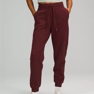 Lululemon scuba joggers in Red Merlot size 12